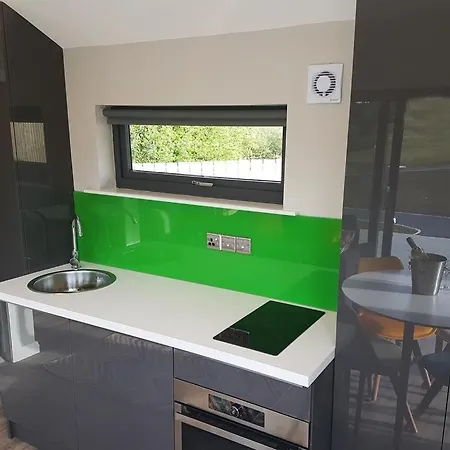 Wild Atlantic Camp Luxury 4 Apartment